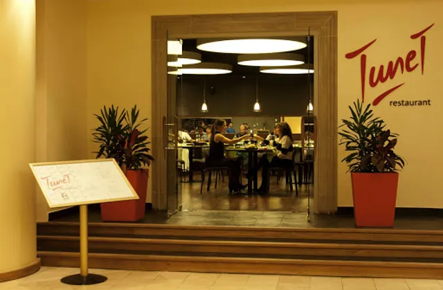 Tunet Restaurant