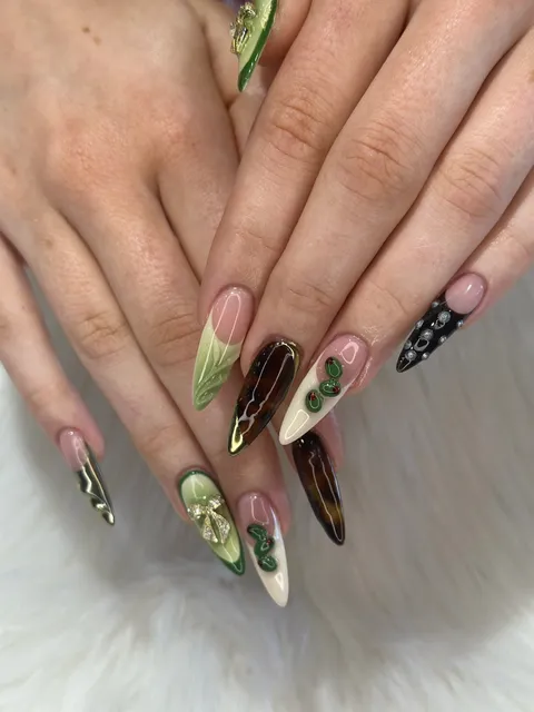 Lavender Nail Lounge