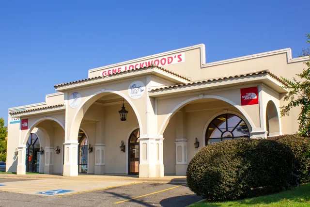 Gene Lockwood's - Hot Springs