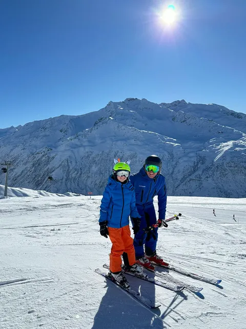 Altitude Ski & Snowboard School Andermatt
