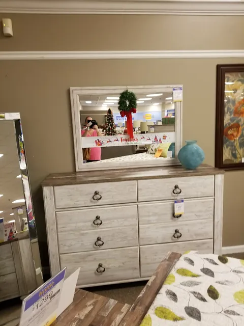 Farmers Home Furniture | Carrollton, GA