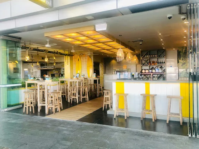 The Surfers Paradise Beach Cafe