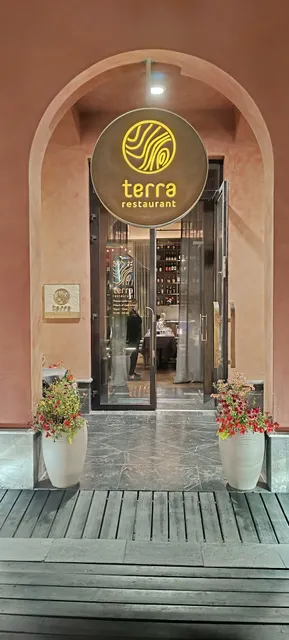 Villa Boutiques & Restaurants