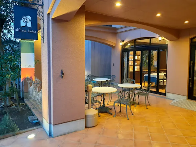 アルフレスコ・ダイニング