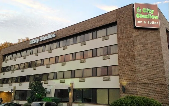 City Studios Inn and Suites