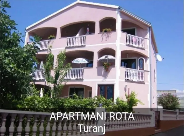 Apartmani ROTA