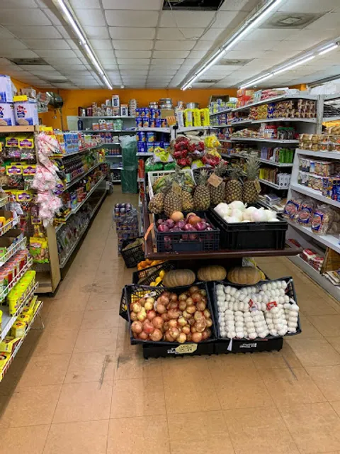 El Tropical Cafe & Market