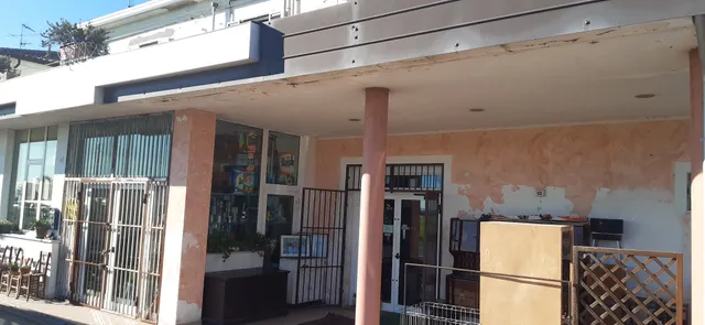 Brocante Romagnolo vintage e mercato dell'antiquariato mercato dell' usato, Collezionismo, vetri ,lampadari,