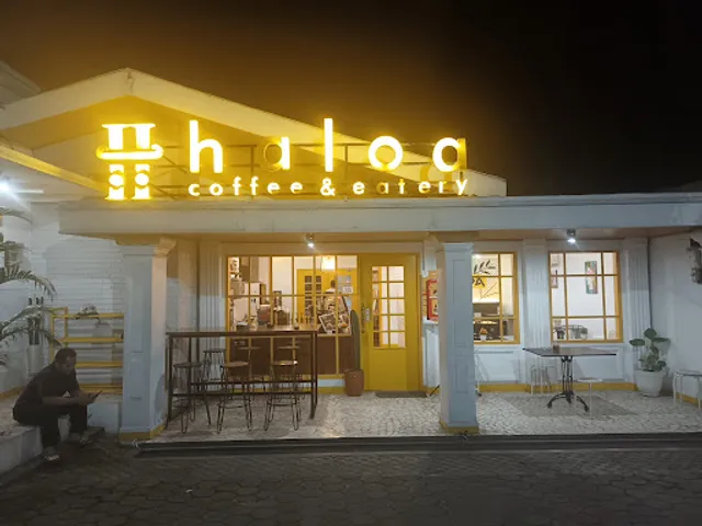 Haloa Coffee & Eatery