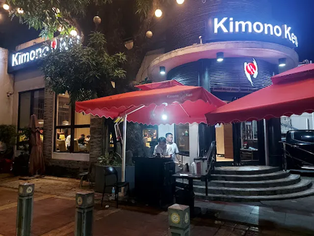 Kimono Ken | Tomas Morato