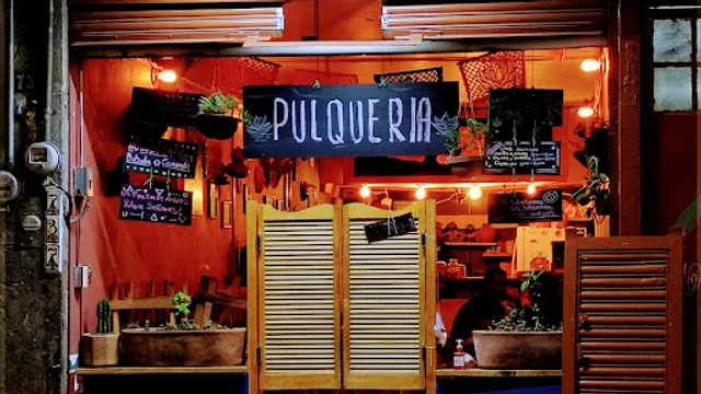 Pulqueria La Mestiza
