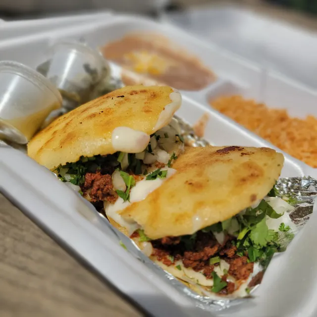 Taco Arepa Food Truck