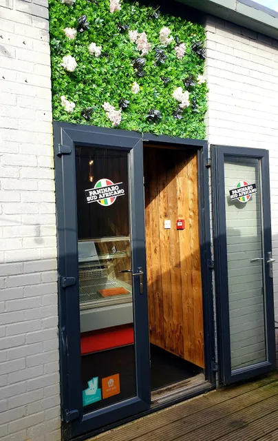 Paninaro Sud Africano