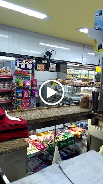 Padaria e Confeitaria Magalhães