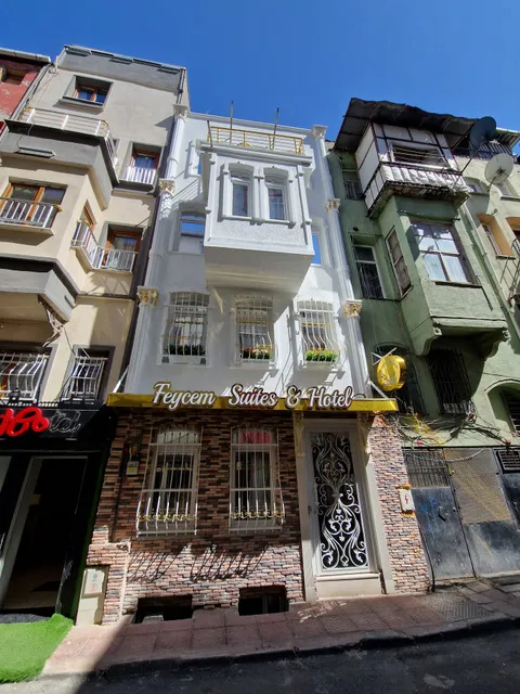 Feycem Suites Hotel