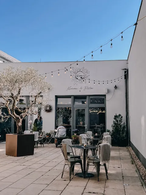 Kavárna & bistro Karma