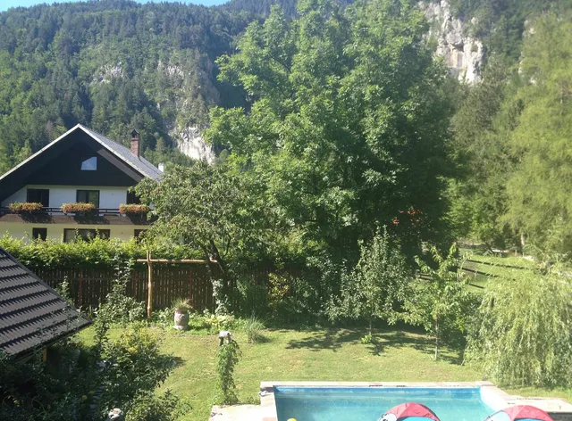 Apartments And Rooms Martuljk