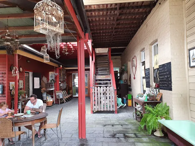 Vintage On Melbourne