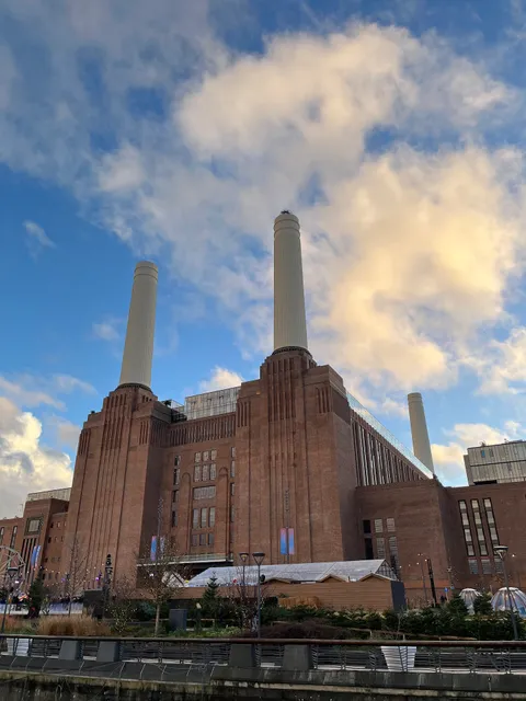 Glide at Battersea Power Station