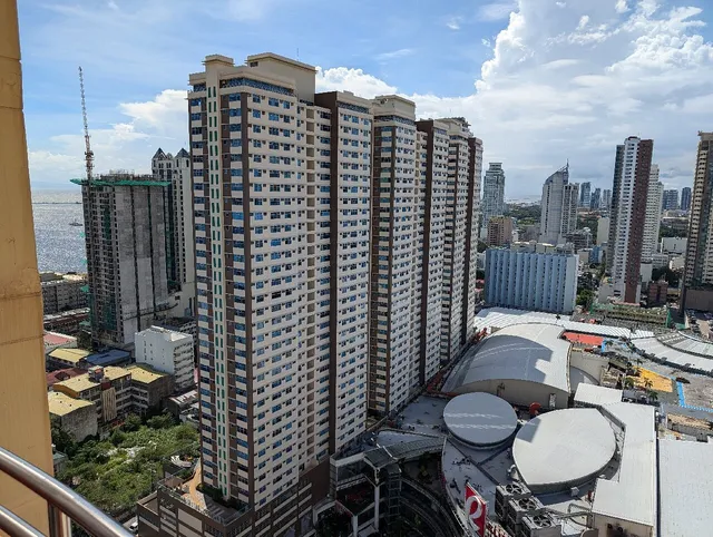 Pacific Bay Grand Suites