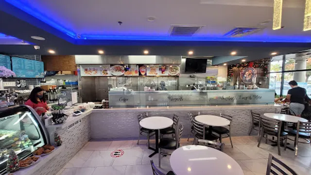 Chez Beignets Quan Ong Tre