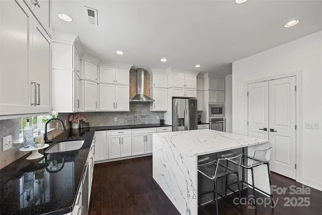 Wood Restoration of Fort Mill