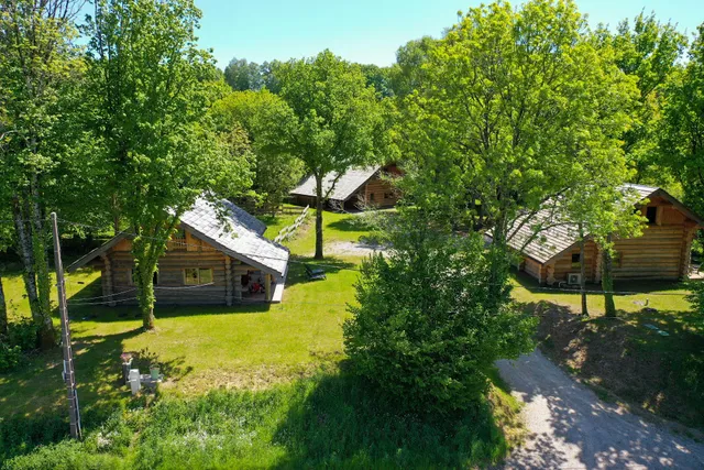 Gites en rondins de Vassivière "Les Fustes de Plazanet"