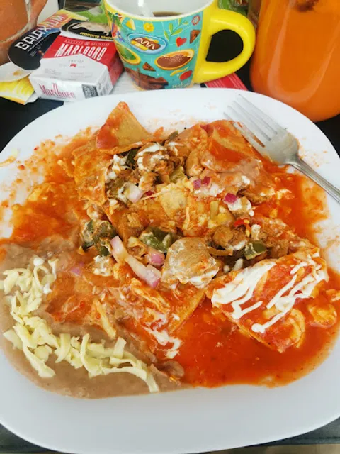 •Las Doñas• Chilaquiles & Así