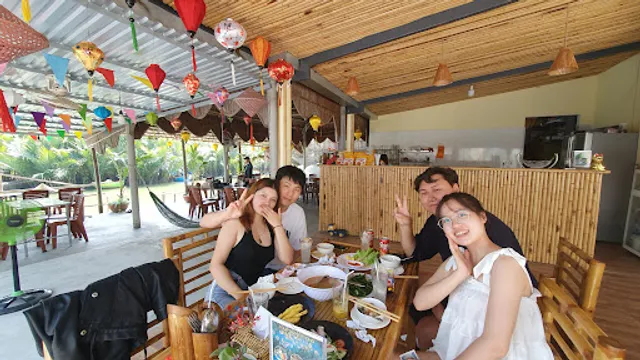 Gold Coconut tour - Coconut boat - basket boat - cooking class - restaurant Vietnamese cuisine