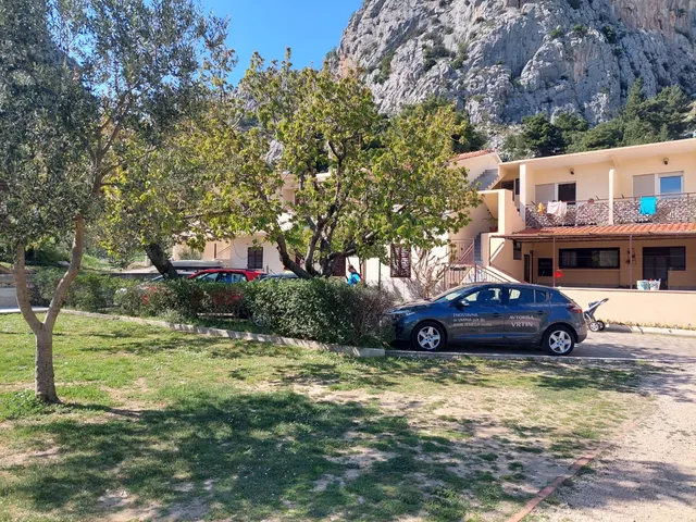 Apartmani "Lisičina"