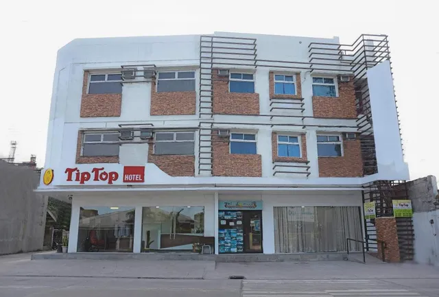 Tip Top Tower Suite Inn