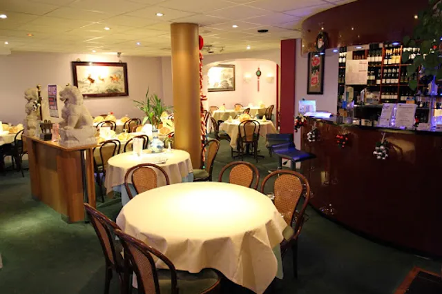 Full Moon Chinese Restaurant, Hersham