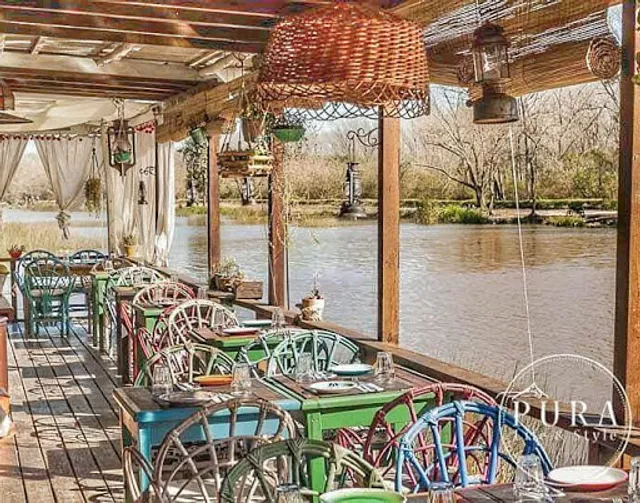 La Tía Ñata Resto Grill