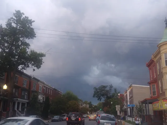 V & F Mini Market II