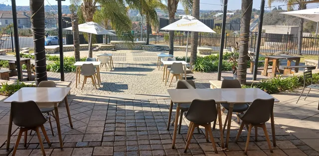 Lugz Indian Cuisine Witkoppen