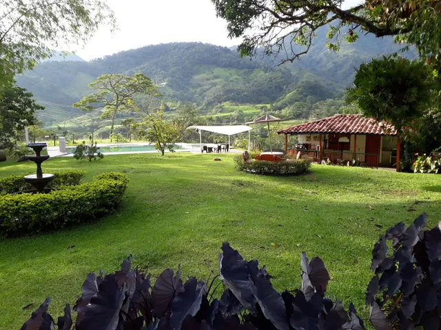 Vereda Spider - Hidroelectrica Guatape