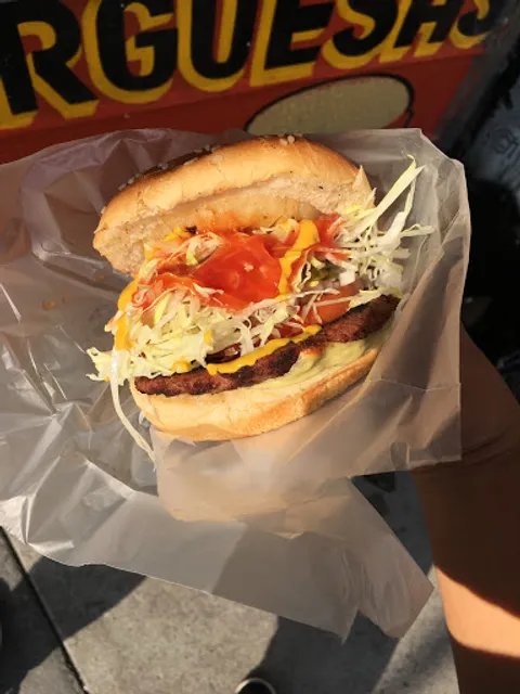 Hamburguesas Al Carbón