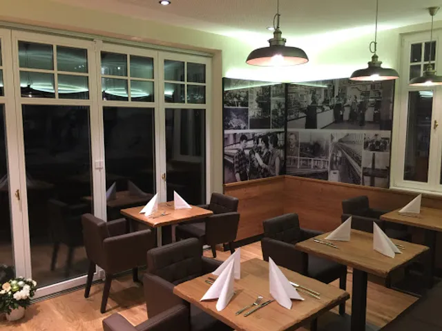 Malandrino Maurizio pizza delivery service