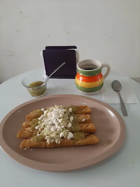 Desayunos y Comida "El jardín"