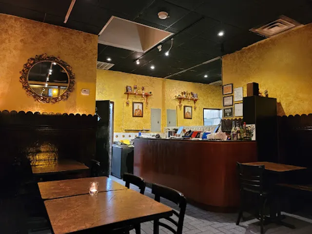 Sweet Basil Thai Restaurant (Queens)