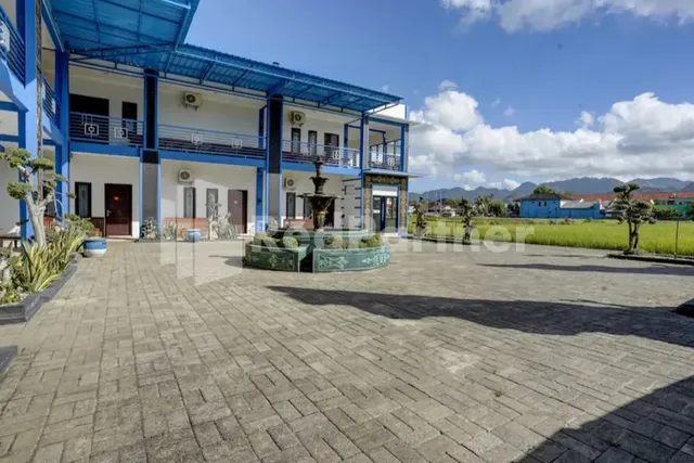 Miranda hotel bawean island