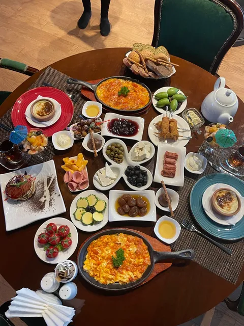 Galliard Restaurant Baku