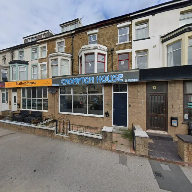 Crompton Hotel