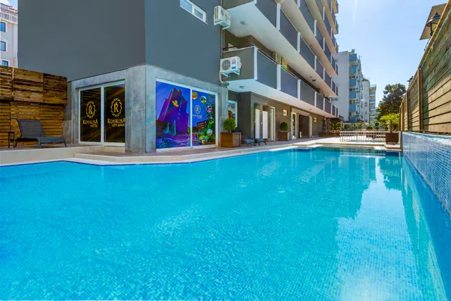Royalisa City Apart Hotel