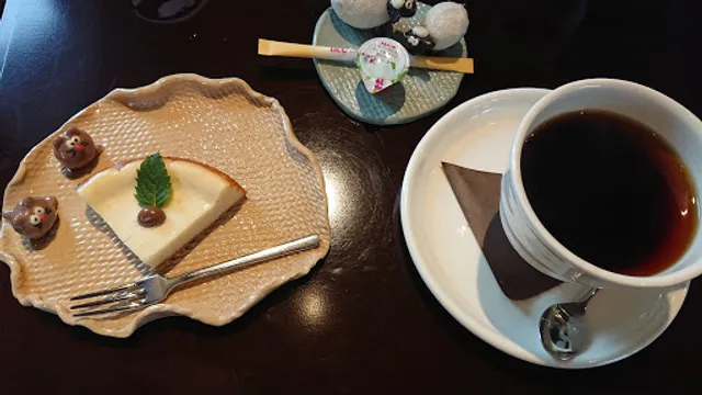 ギャラリーカフェびーんず