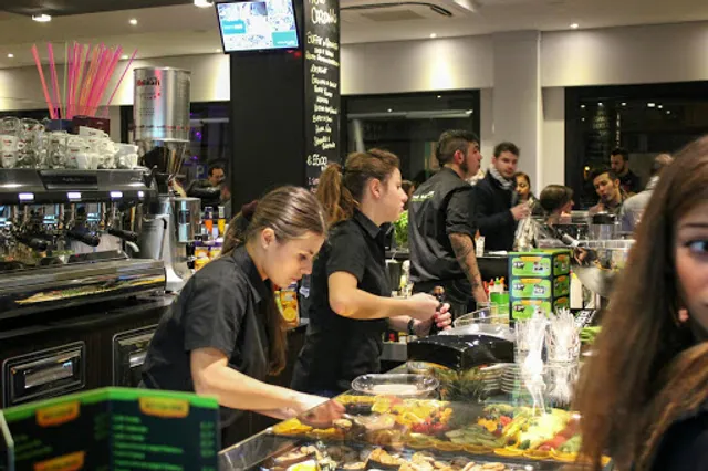 The Square - American Grill & Lounge Bar