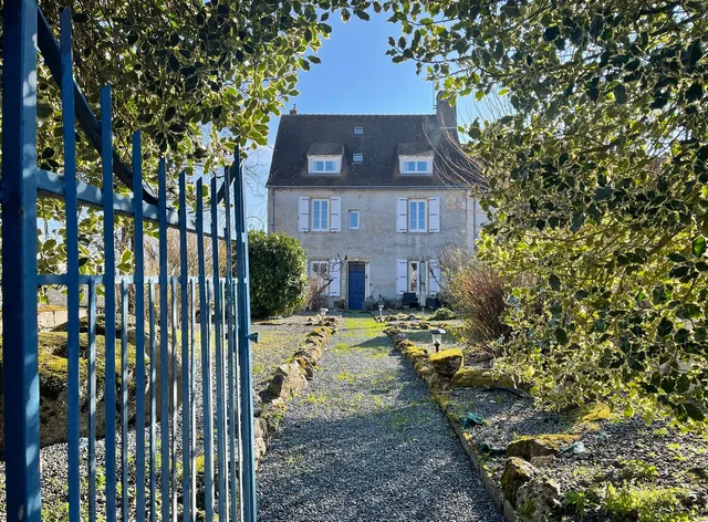 The Sans Souci Estate - The Chalet & Spa