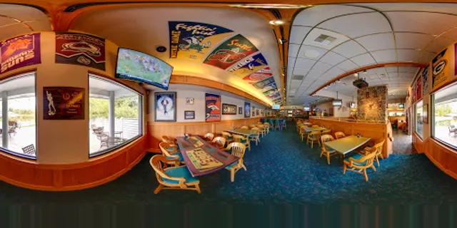 The Edge Restaurant & Sports Bar