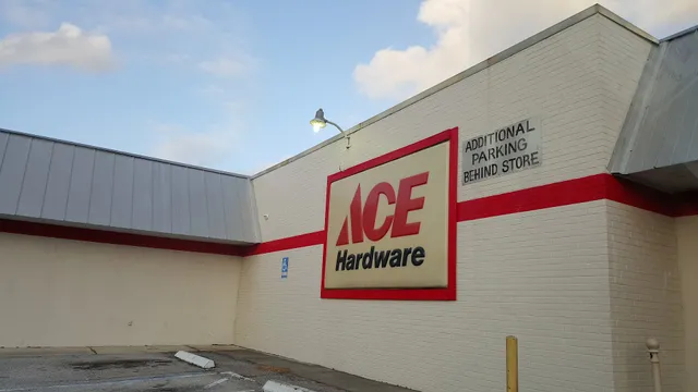 Max's Ace Hardware LLC