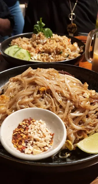 Red Petite Thai Cafe